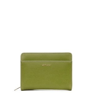 Matt & Nat WEBBERSM SMALL VEGAN WALLET in Frog
